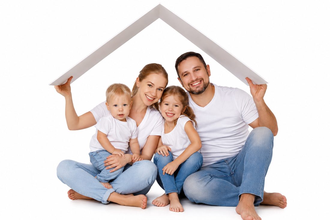 Familie in ihrem neuen Zuhause